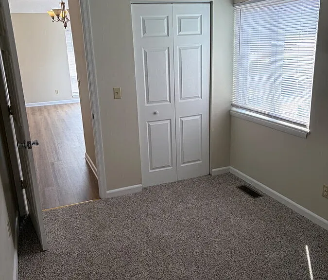 1313 Bradley Dr — Photo 16
