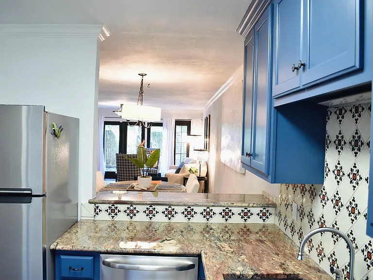 1045 Shook Ave #126F — Photo 8