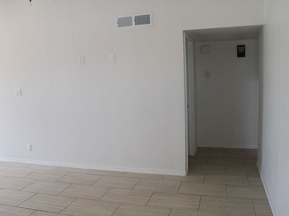 2nd image of 1651 Saint Stephen Pl