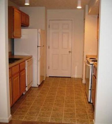 Gally Kitchen w/ Pantry