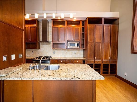 5th image of 1529 N Alabama St #1A