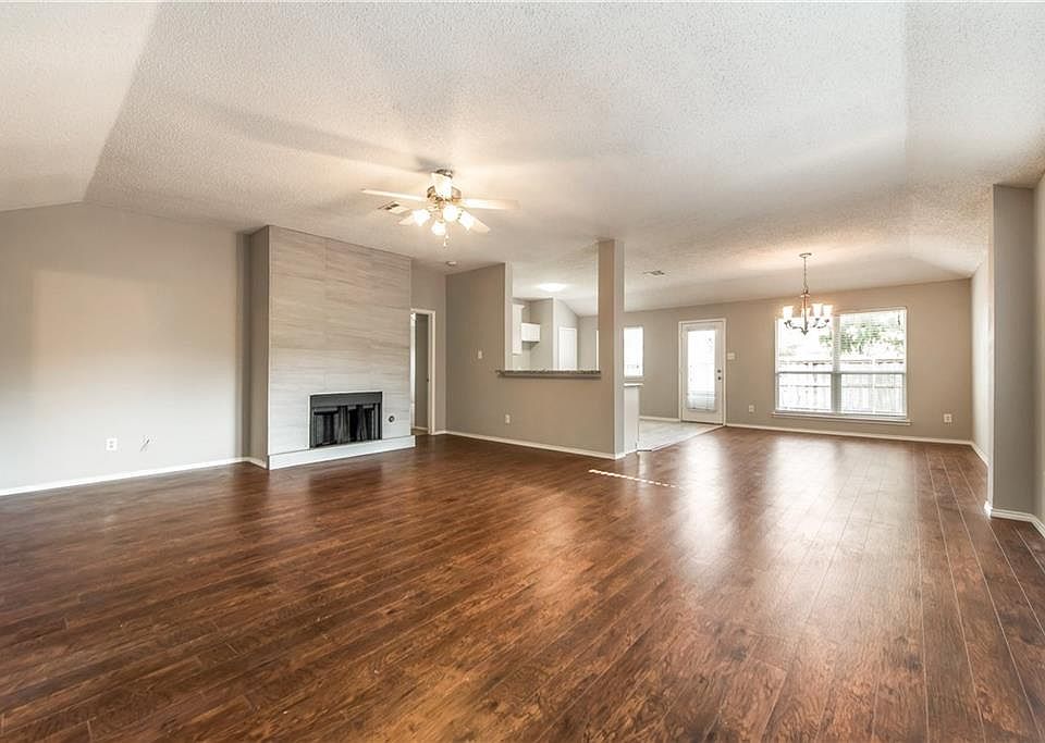 1st image of 9929 Nixon Dr