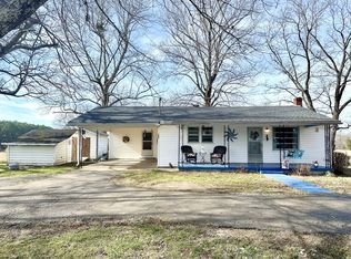 380 Butler School Rd, Bruceton, TN 38317