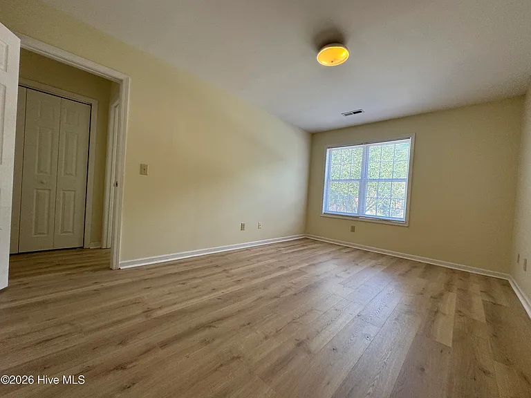 5147 Lamppost Cir — Photo 13