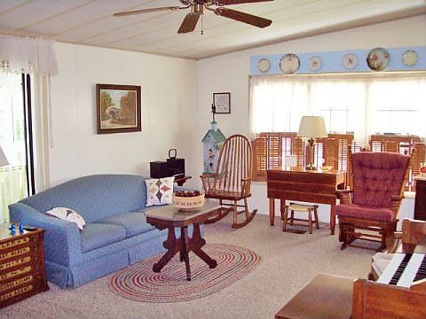2nd image of 77 Sea Fern Dr