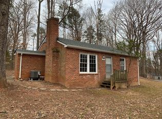 2326 Girtha Ln, Charlottesville, VA 22911