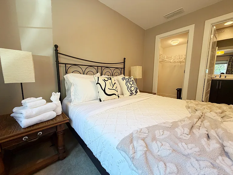 2423 Stearman Ln #1 — Photo 19