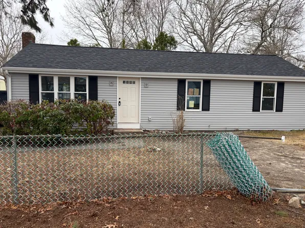 71 Ryder St, Buzzards Bay, MA 02532