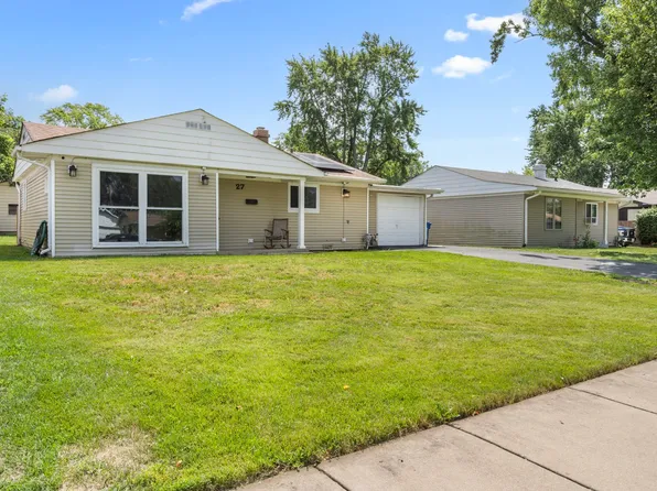 27 Cardinal Ln, Carpentersville, IL 60110