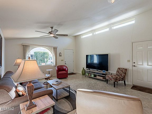 5th image of 972 W Lockwood Ln