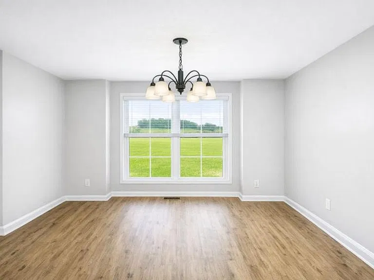 824 Ellie Nat Dr — Photo 11