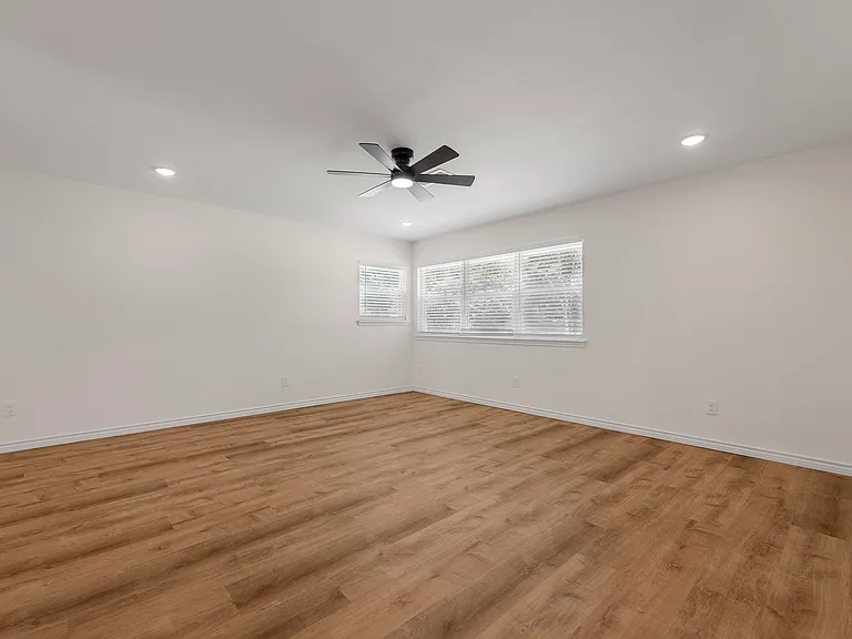 7508 Deaver Dr — Photo 22