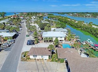 113 Casey Key Rd APT 4, Nokomis, FL 34275