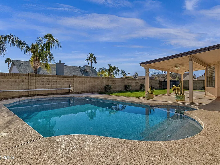 4307 E Karen Dr — Photo 42