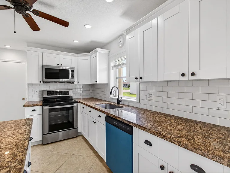 6038 Lasalle Rd — Photo 19