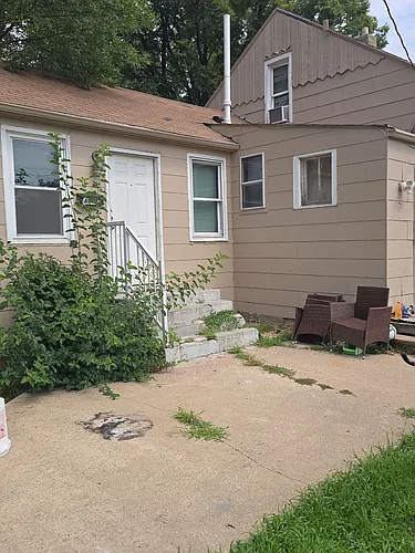429 1/2 S Garfield Ave Photo 1