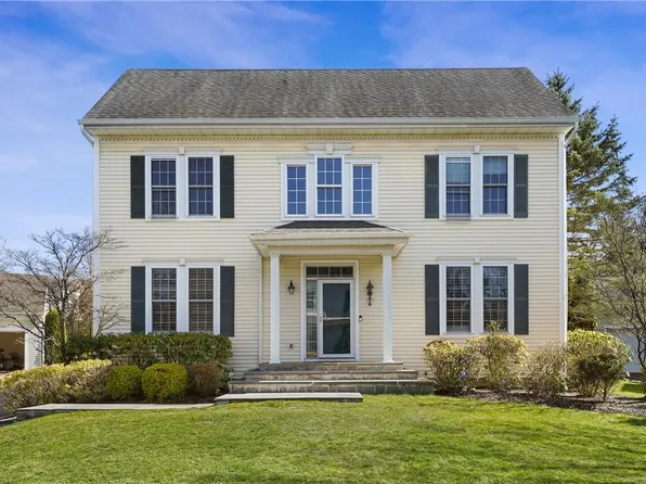10 Legendary Circle, Rye Brook, NY 10573