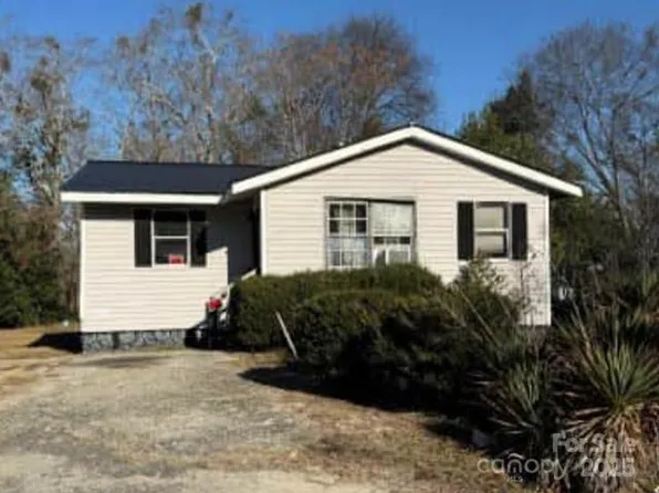 114 A St, Rockingham, NC 28379
