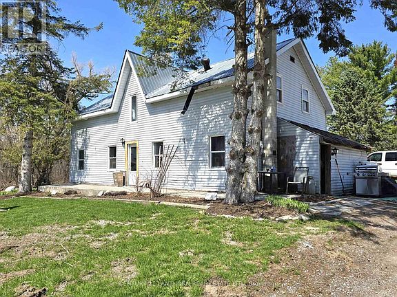 4th image of 476 Smith Rd