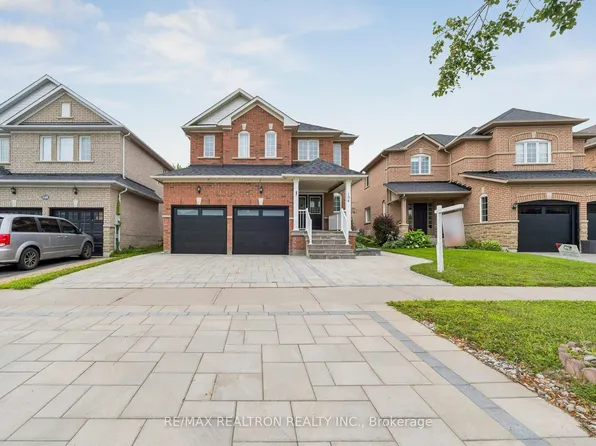 194 Robert Adams Dr, Clarington, ON L1E 3H9