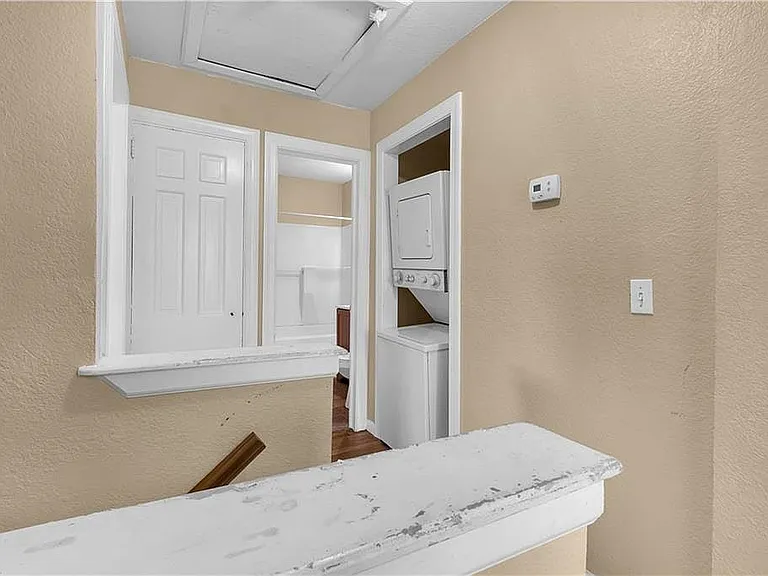 818 19th Pl — Photo 10