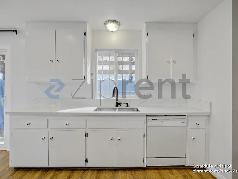 1142 N Alma Ave — Photo 6