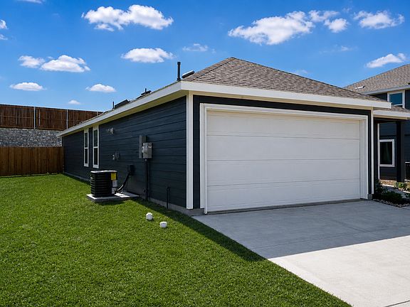 3rd image of 3007 Serenity Ln