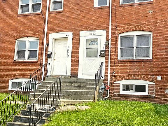 2nd image of 2512 N Heald St