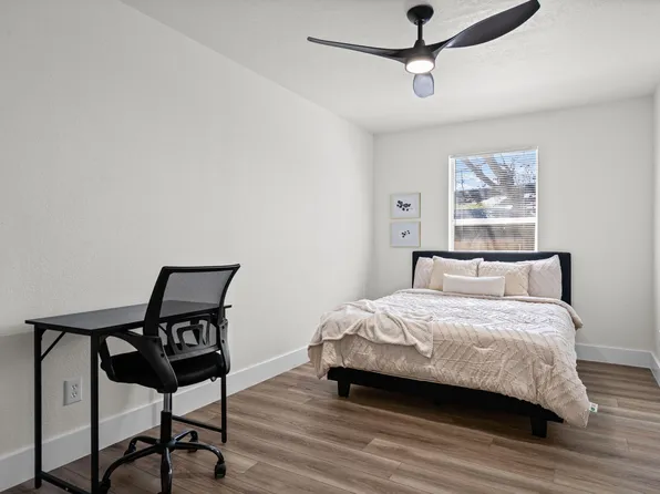 (undisclosed Address), San Marcos, TX 78666