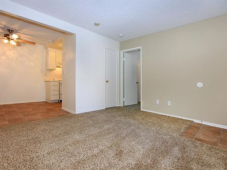 1 BEDROOM 1 BATHROOM FLOOR PLAN