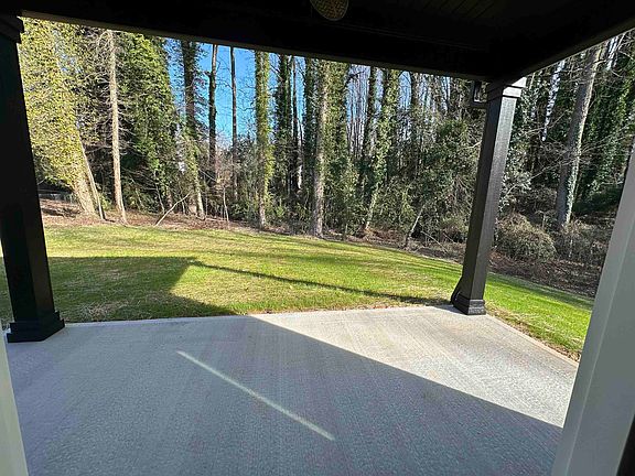 2nd image of 632 Perrin Dr