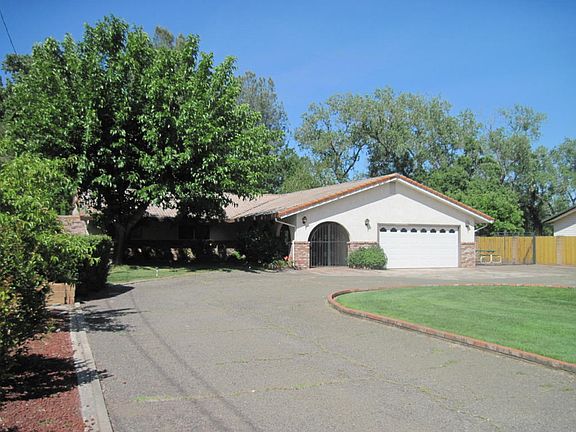 2nd image of 19054 River Crest Dr