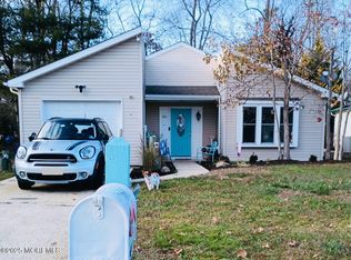 105 Lexington Dr, Little Egg Harbor, NJ 08087