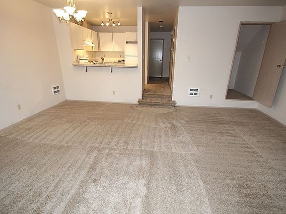 4th image of 9912 NE 134th Ct Townhome 9920