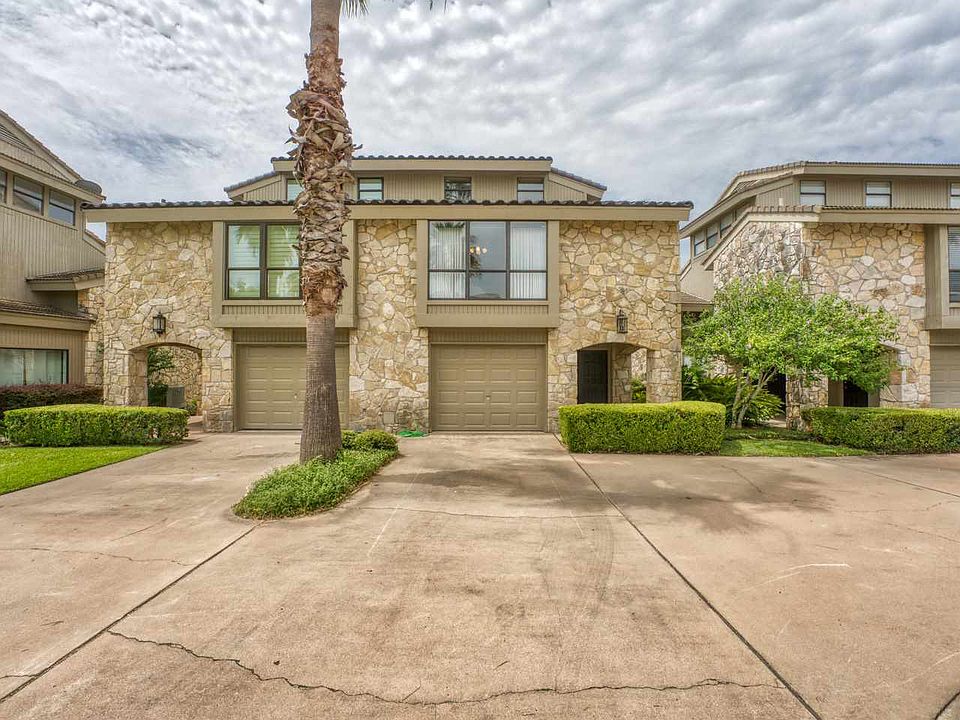 1st image of 531 Lighthouse Dr #7