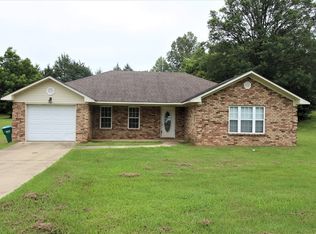 46 Homer Rd, Grenada, MS 38901
