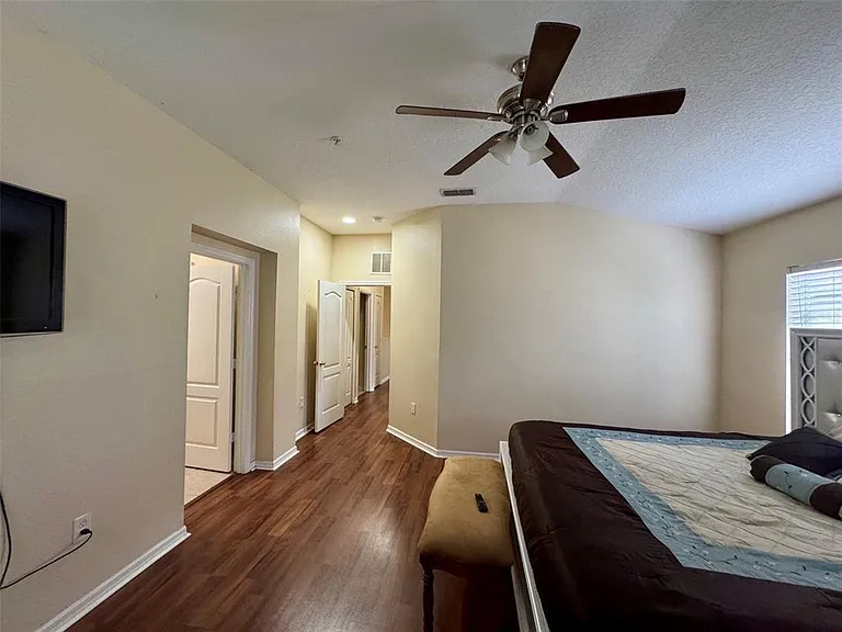 1470 Broken Oak Dr #27C — Photo 41