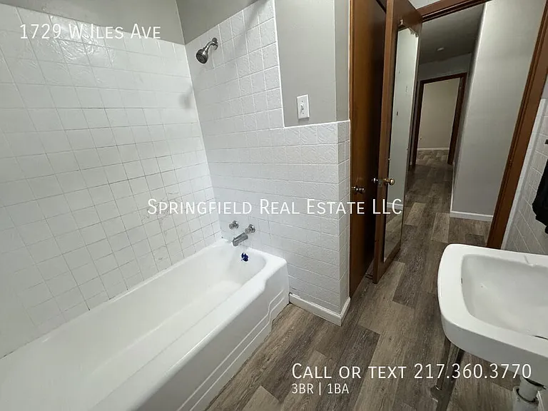 1729 W Iles Ave — Photo 9