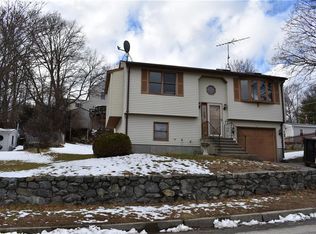 77 Cornell St, Cranston, RI 02920