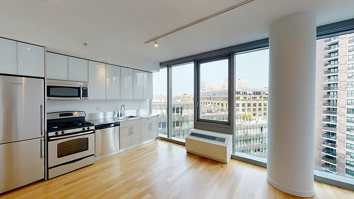 Rented by Two Trees | media 28