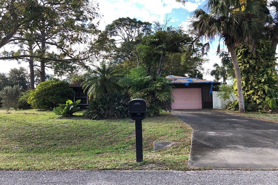 1st image of 117 8th Ave