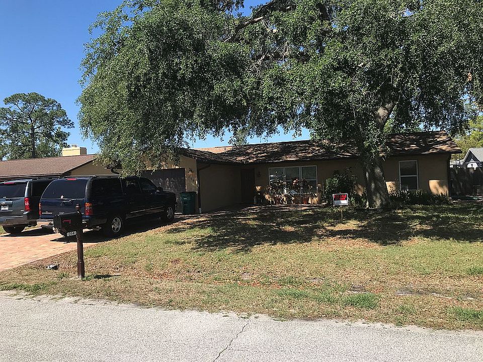 1st image of 214 Wildwood Dr