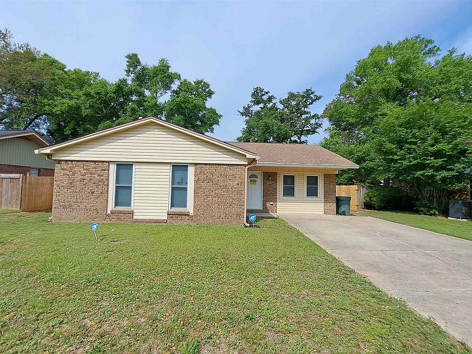 1st image of 4227 Baywoods Dr
