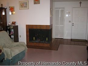 Corner fireplace
