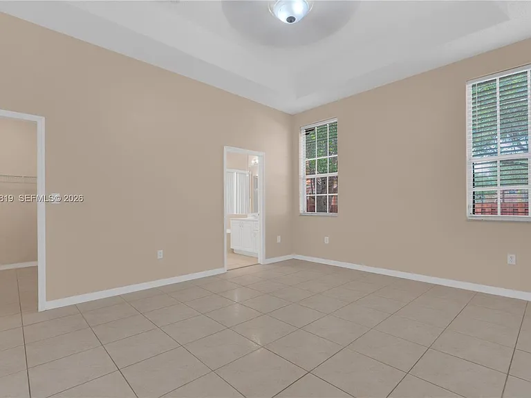 15339 SW 32nd Ter — Photo 18
