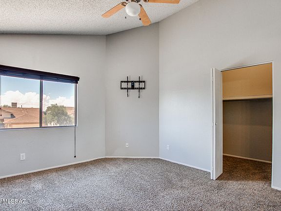 5th image of 9266 N Hampshire Dr