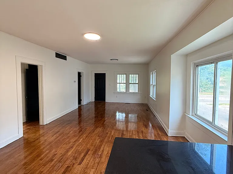 441 N Meridian Ave #MAIN — Photo 10