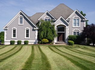 40 Wintergreen Pl, Hopewell Junction, NY 12533