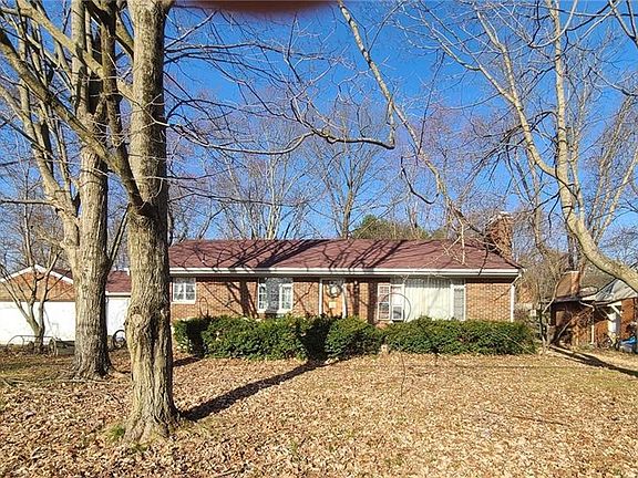 4th image of 351 Dove Dr
