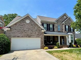 201 Flowering Grove Ln, Mooresville, NC 28115